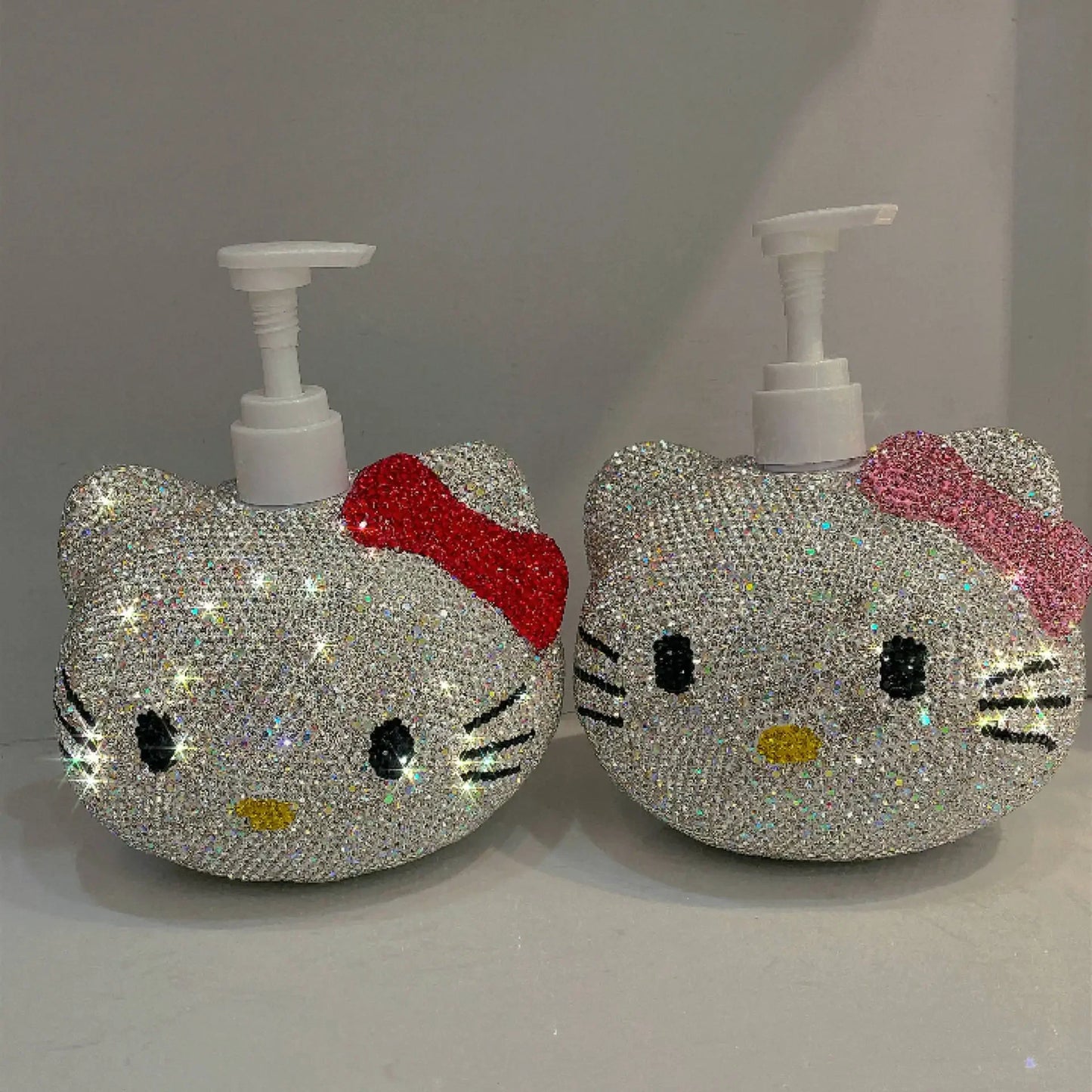 hello kitty accessorie travel lotion bottle