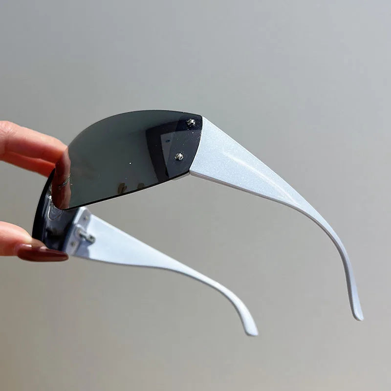 Rimless Brand Designer Sunglasses Women For Men 2023 One Piece Trending Luxury Sun Glasses Rivet Steampunk Pink Shades UV400
