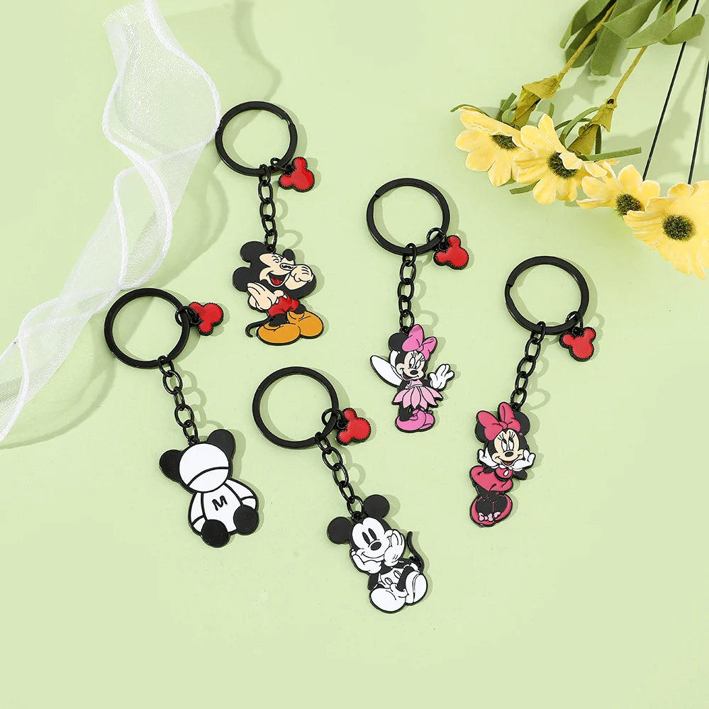 Mickey and Minnie Mouse Keychains Disney Key Chain for Women Jewelry Cartoon Metal Keyrings