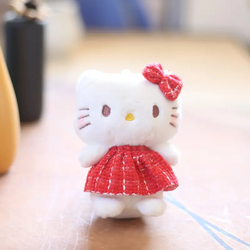 Hello Kitty Plush Keychain – Cute, Compact, and Full of Charm!