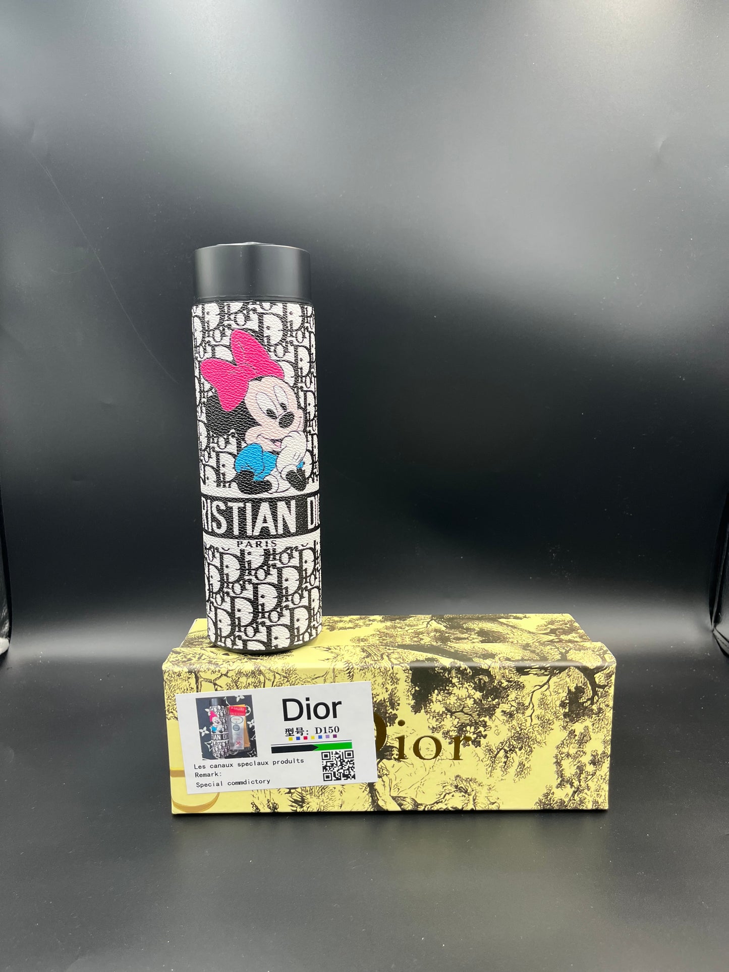 🖤 Christian Dior x Disney Designer Water Bottle – Limited Edition