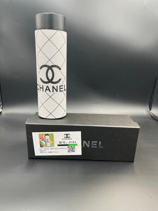 CHANEL D183 Luxury Edition – Diamond-Textured Elegance in Every Drop
