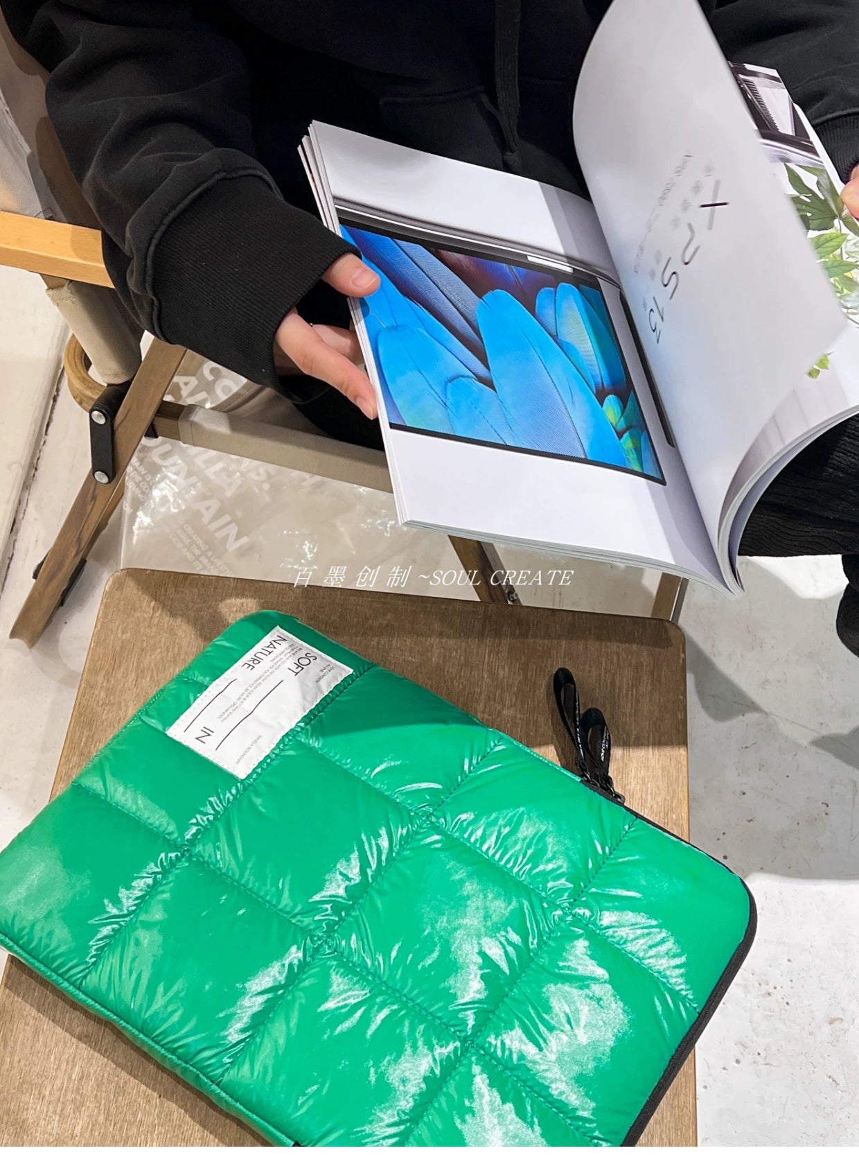 The Baimo Cloud Bag is a soft, waterproof liner for tablets and notebook computers, compatible with brands like Apple, Huawei, Xiaomi, and Dell.