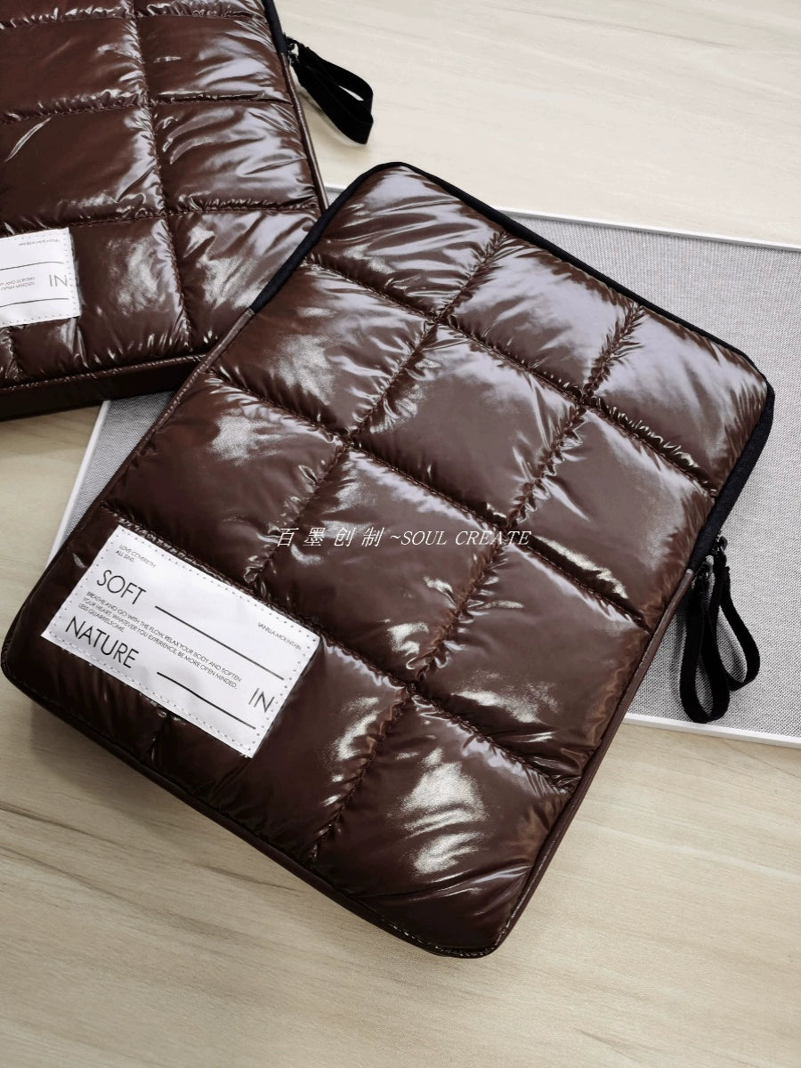 The Baimo Cloud Bag is a soft, waterproof liner for tablets and notebook computers, compatible with brands like Apple, Huawei, Xiaomi, and Dell.