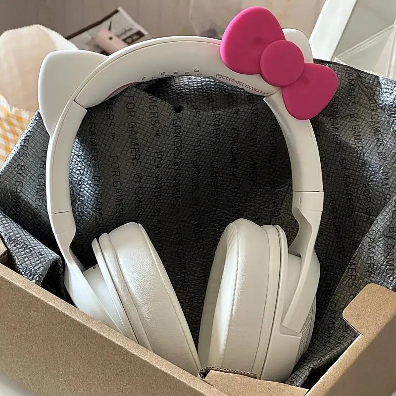 Sanrio Hello Kitty Limited Edition Bluetooth Wireless Earphones