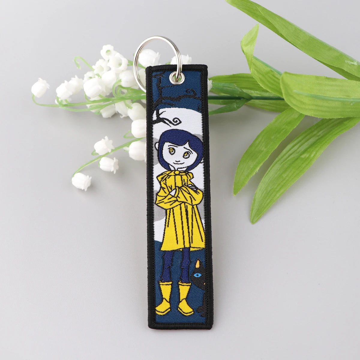 Disneys Alice In Wonderland Darth Vader Keychains