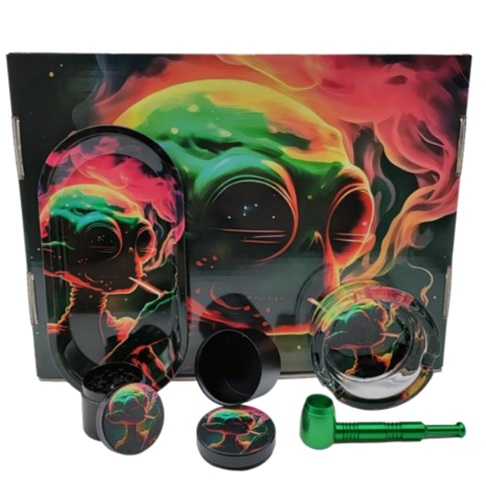 Alien-Themed Smoking Accessories Set